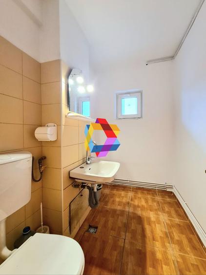 Spatiu comercial de închiriat Brașov - 52 mp # spatii-comerciale-brasov.ro