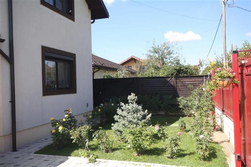Vila superba 2018 5 camere, 5,4 Mw solar system, de vanzare, Buftea