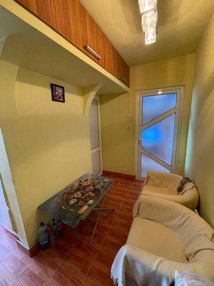 Apartament 2 camere ,zona Nord -Intrarea Polux