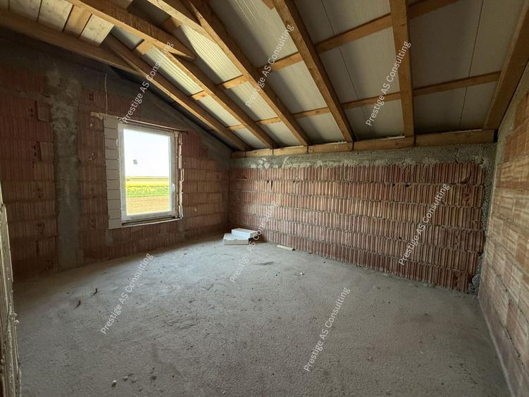 Duplex 4 Camere | Parter+Mansarda | Sanandrei