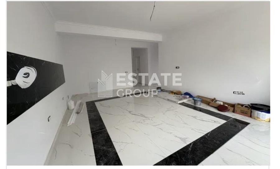 Duplex cu 4 camere pe parter