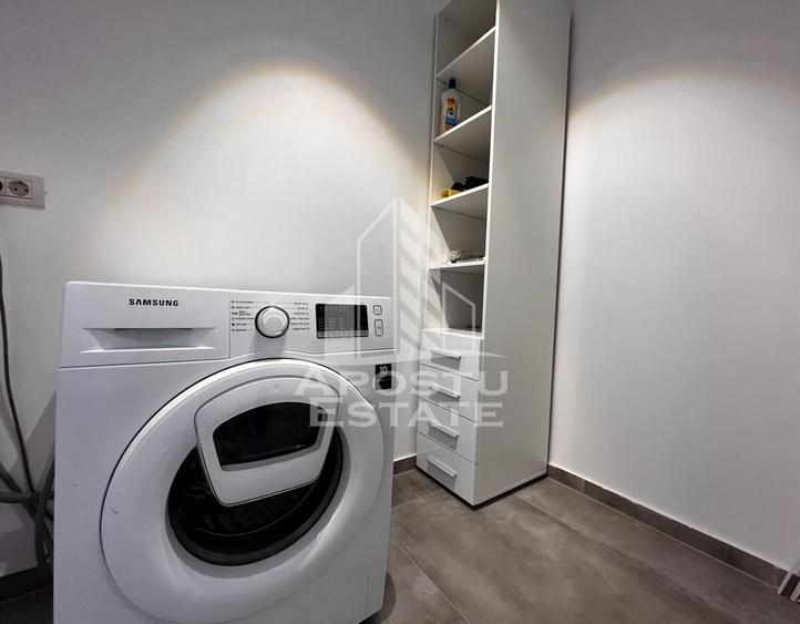Triplex de lux cu 3 camere si 3 bai, de inchiriat,zona Giroc