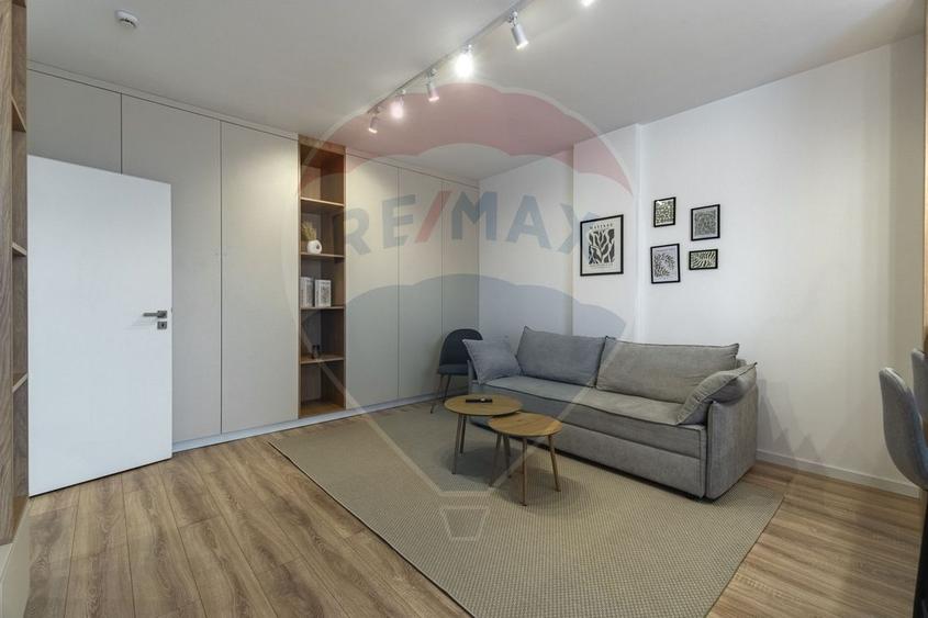 Apartament cu 2 camere în zona Tractorul