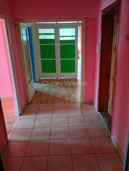 Vând apartament spațios oportunitate în zona Mărășești Bacău - 11