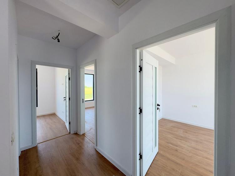 Casă individuală 5 camere de vânzare, P+1E | 420 mp | Zonă Nouă- Berceni Ilfov