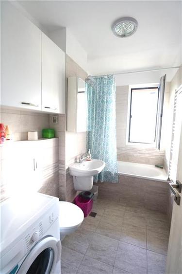 Apartament 2 camere ,Complex Iris 7 , zona Aradului