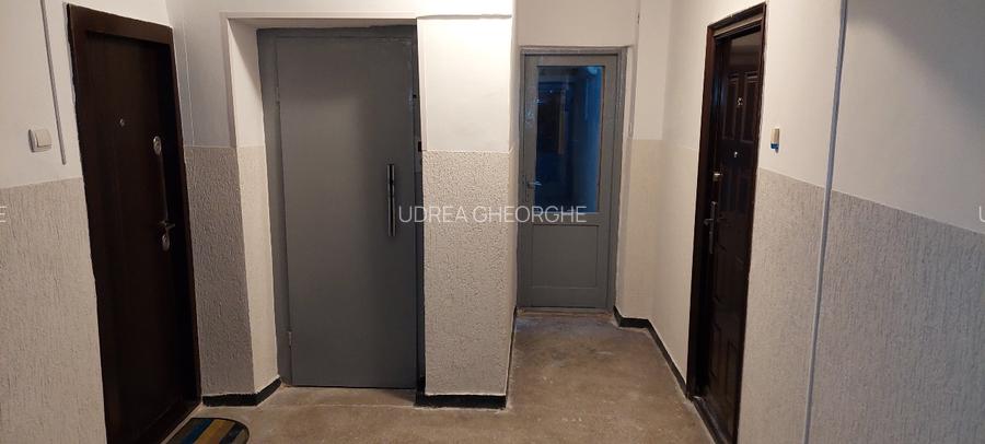 Proprietar închiriere apartament decomandat 2 camere Republicii, Mihai Viteazul - 6