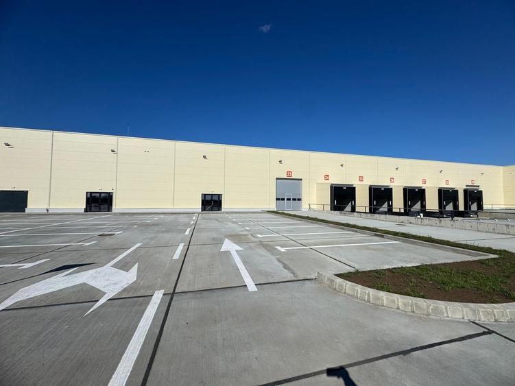 Hală industrială de închiriat Arad ZI West Vecinatate A1, acces TIR