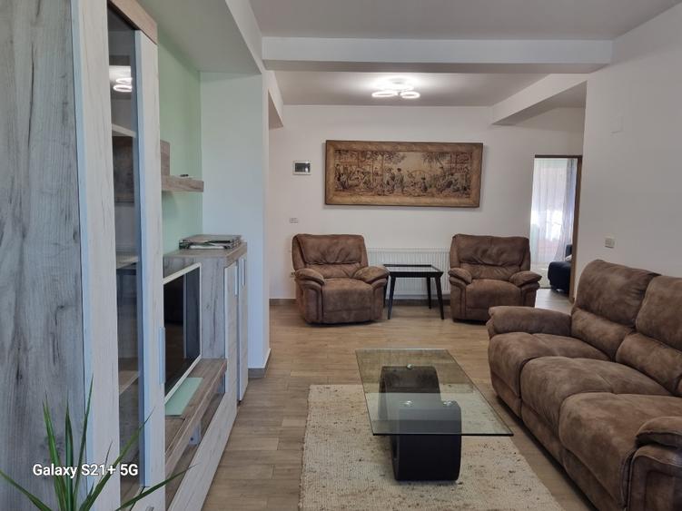 Apartament 3 camere etaj 1 deosebit Soarelui