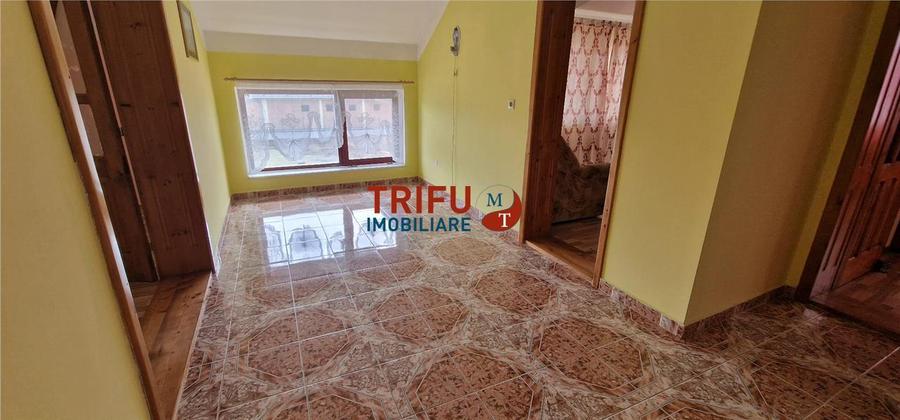 Casa de vanzare 6 camere zona Cetate