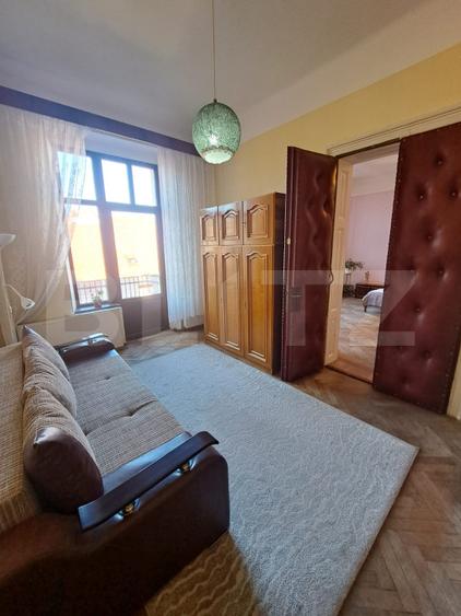 Apartament de vanzare, 6 camere, 182 mp, gradina comuna, Centrul Istoric Brasov