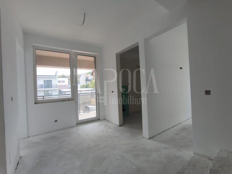 Casa 5 camere de vanzare in Dezmir