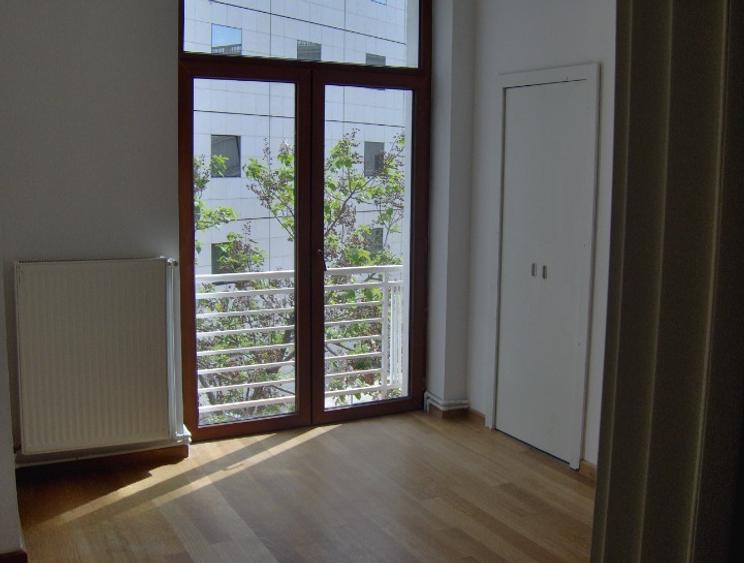 Apartament 6 camere, Calea Victoriei langa Athenee Palace Hilton