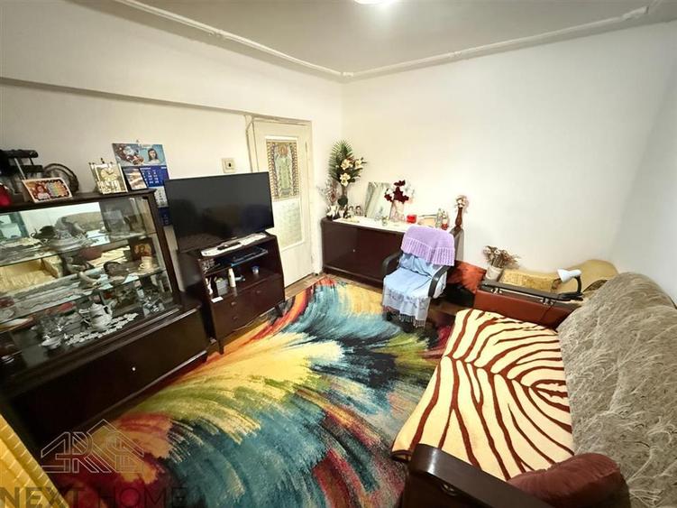 Apartament 3 Camere de Vanzare sau Inchiriere, Strada Lupeni – 81 mp, Etaj 1