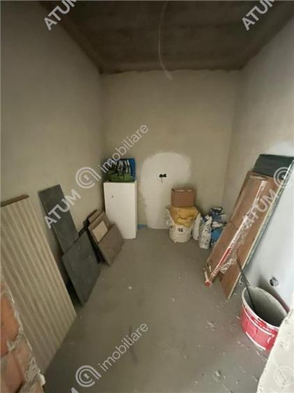 Spatiu comercial cu vitrina loc parcare in Turnisor Sibiu
