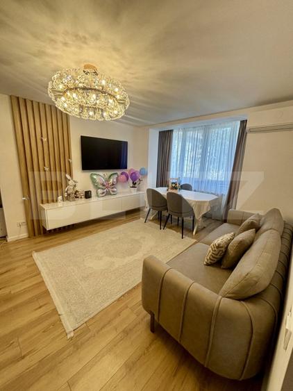 Apartament cu 3 camere, etaj 2, renovat complet - zonă Centrală