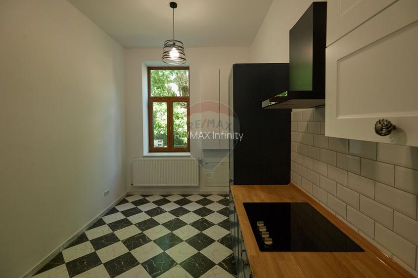 Apartament 4 cam, pe 2 niveluri si curte comuna pe Vasile Alecsandri - 2