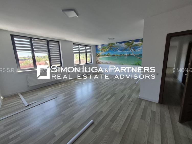 Spatiu stradal parter etaj open space si birouri - 15
