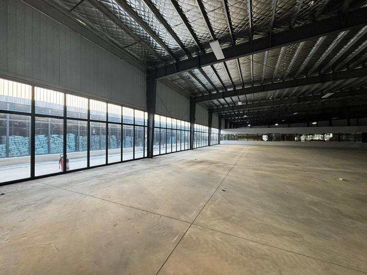 Spatii comerciale, industriale, logistice, birouri, productie, retail