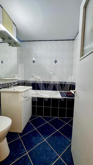 Apartament de închiriat 3 camere în Valea Aurie