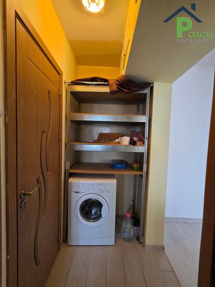 Apartament 2 camere Piata Sudului, langa metrou, cf. I, 54 mpu, bloc reabilitat