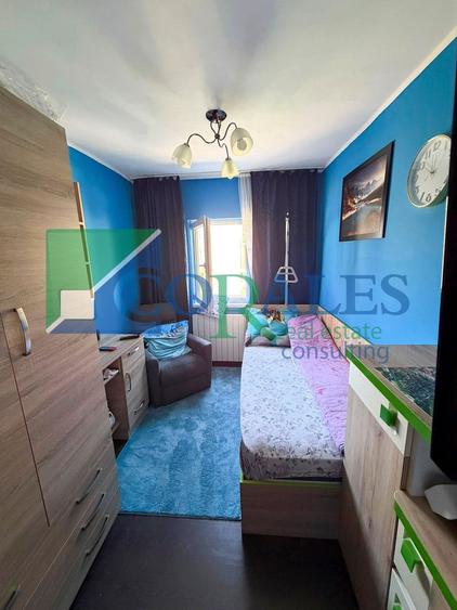 Apartament 4 Cam. 2 băi, Et.3, 65 mpu, 2 balcoane,zona Soarelui, Centrala, Boxa