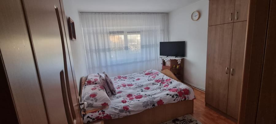 Apartament 3 camere Piata Mare