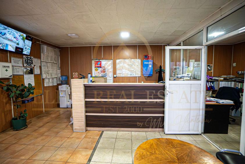 Hală industrială pe varianta Ovidiu, în spatele magazinului JUMBO