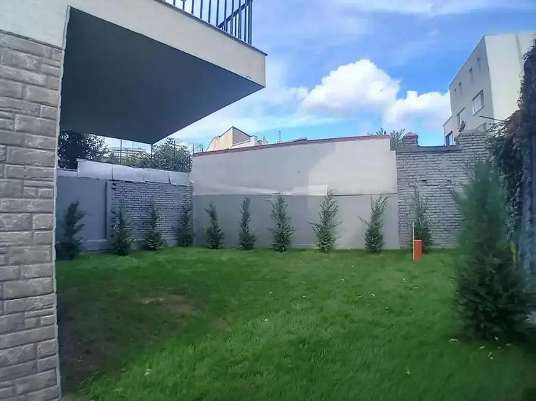 Apartament luminos cu terasă de 17 mp, Ștefan cel Mare