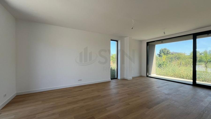 REV2005127 VILA PE LAC l 5 Camere l Complex Rezidential l De vanzare