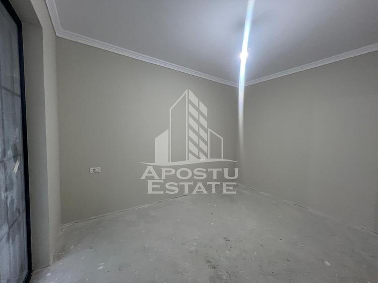 Duplex deosebit Dumbravita- spre pădure zona centrala