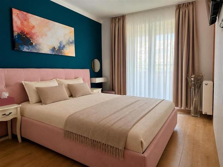 Apartament doua camere Pietonal Coresi Avantgarden ( Kasper )
