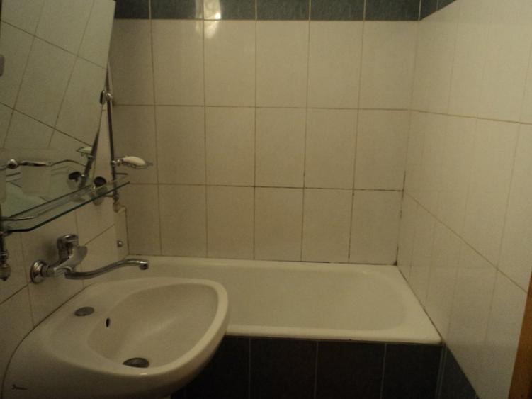 Garsoniera de inchiriat Vitan Mall