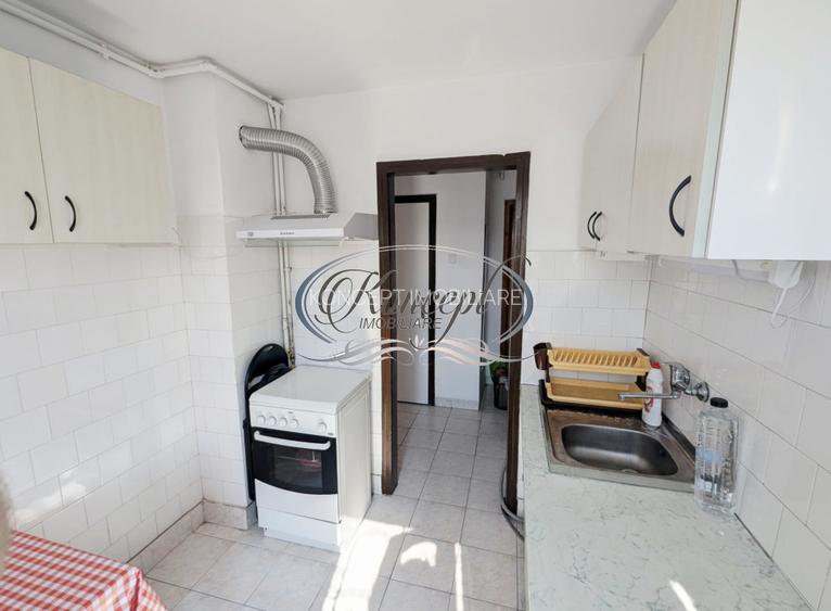 2 camere decomandat, zona Dacia