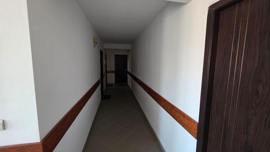 Clădire Comercială + Apartamente | 390 mp | Drumul European |