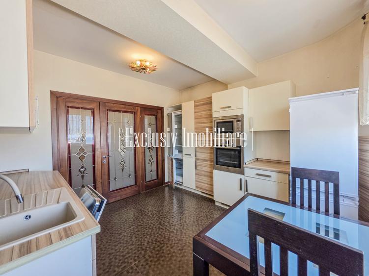 Zona Ultracentrala - Apartament 3 camere 170 mp cu Vedere la Mare si 2 terase