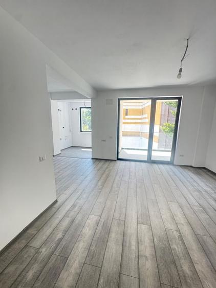 Clădire Nouă Zona Muncii Lift Garaj Dublu Incălzire în Pardoseala