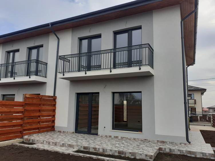 Vila de vanzare Valea Lupului