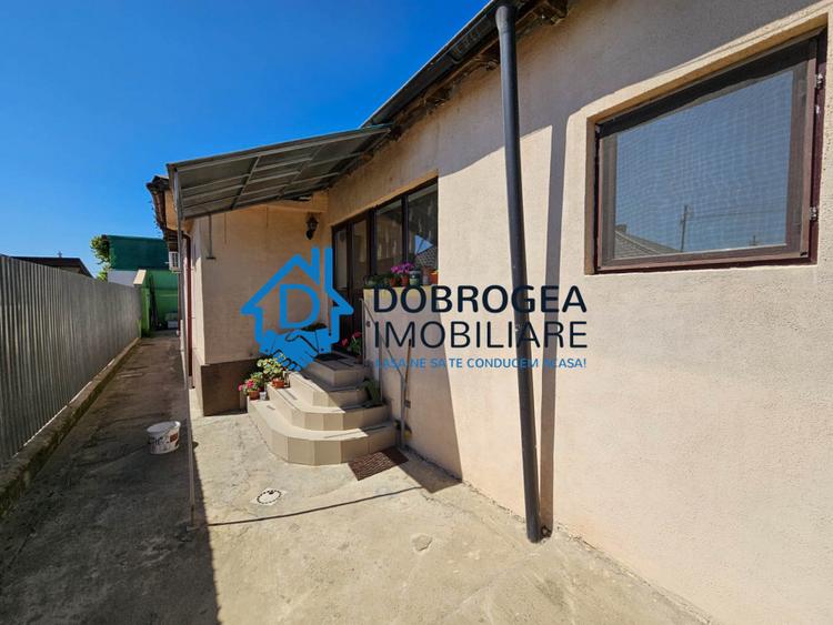 ZONA 23 AUGUST-CASA 6 CAMERE, TEREN 231 MP