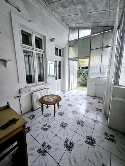 VANZARE APARTAMENT 4 CAMERE IN VILA, ZONA NICOLAE IORGA , PLOIESTI