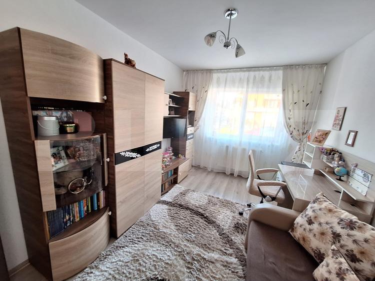 Apartament 2 camere, decomandat | Subcetate Sânpetru | 63 mp | Loc de parcare