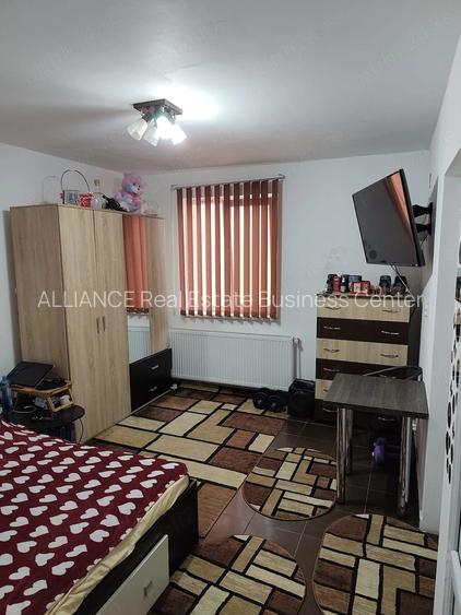 CENTRU - Casa solida cu etaj ,la pret de apartament ! - 5