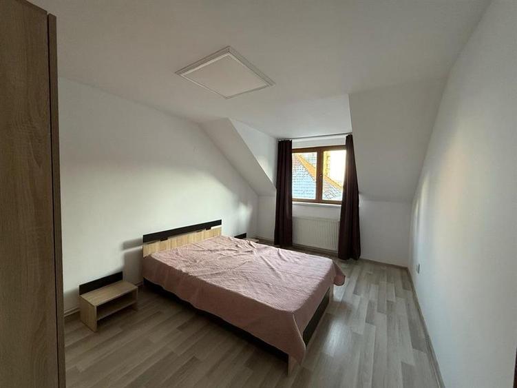 Apartament 4 camere 2 bai zona Turnisor