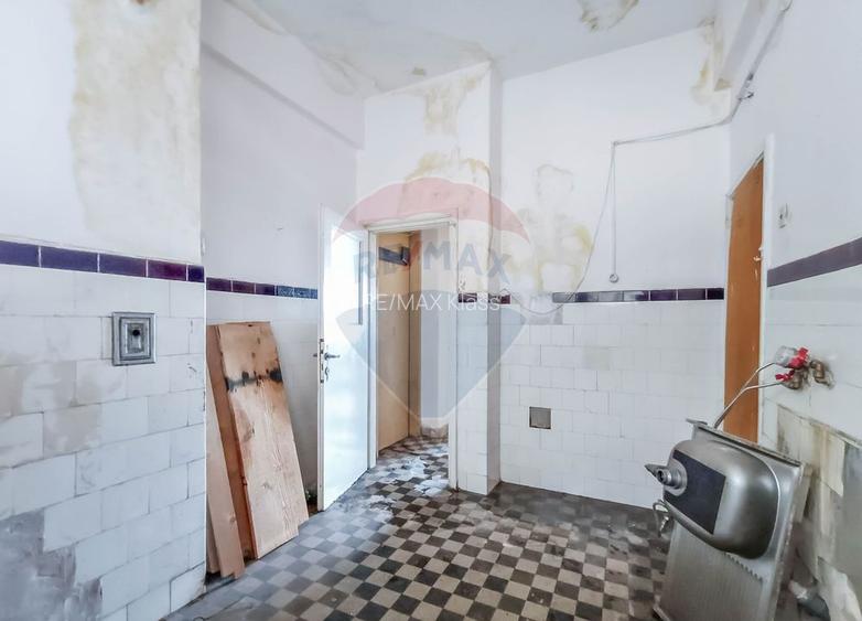 Vanzare Apartament 3 Camere, 2 Balcoane+2 Boxe, Universitate-P. Romana - 12