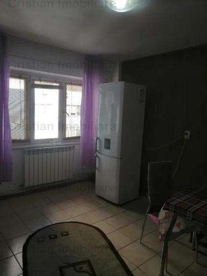 Ap. 2 camere, Buzaului, bloc nou, foarte spatios, mobilat, utilat
