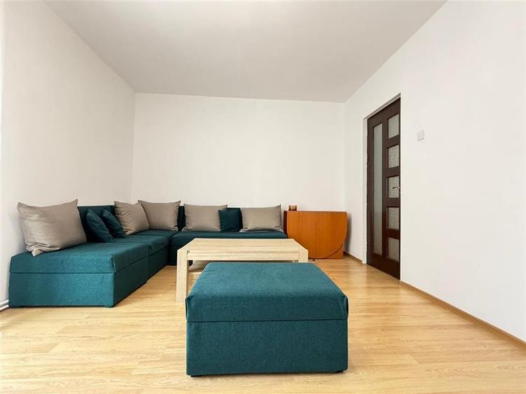 Apartament 3 camere zona Turnisor