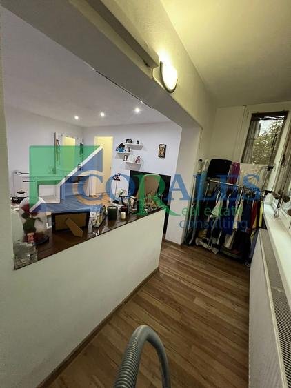 Zona Lipovei - 3 camere. La etajul 2, bloc izolat !