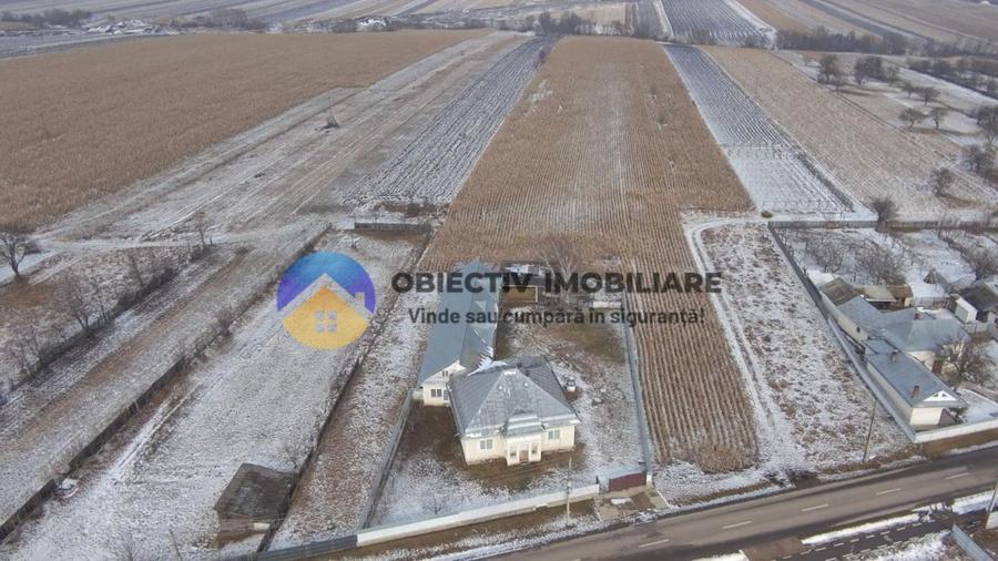 Casa + teren 3.863 mp – Agapia, jud. Neamț