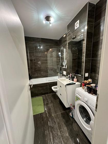 Oportunitate!Apartament de lux,39mp utili plus parcare,117 900euro.