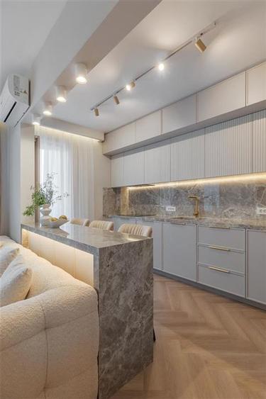 RECO Apartament ultralux  cu 4 camere  117 mp -cartier Victoria Oradea